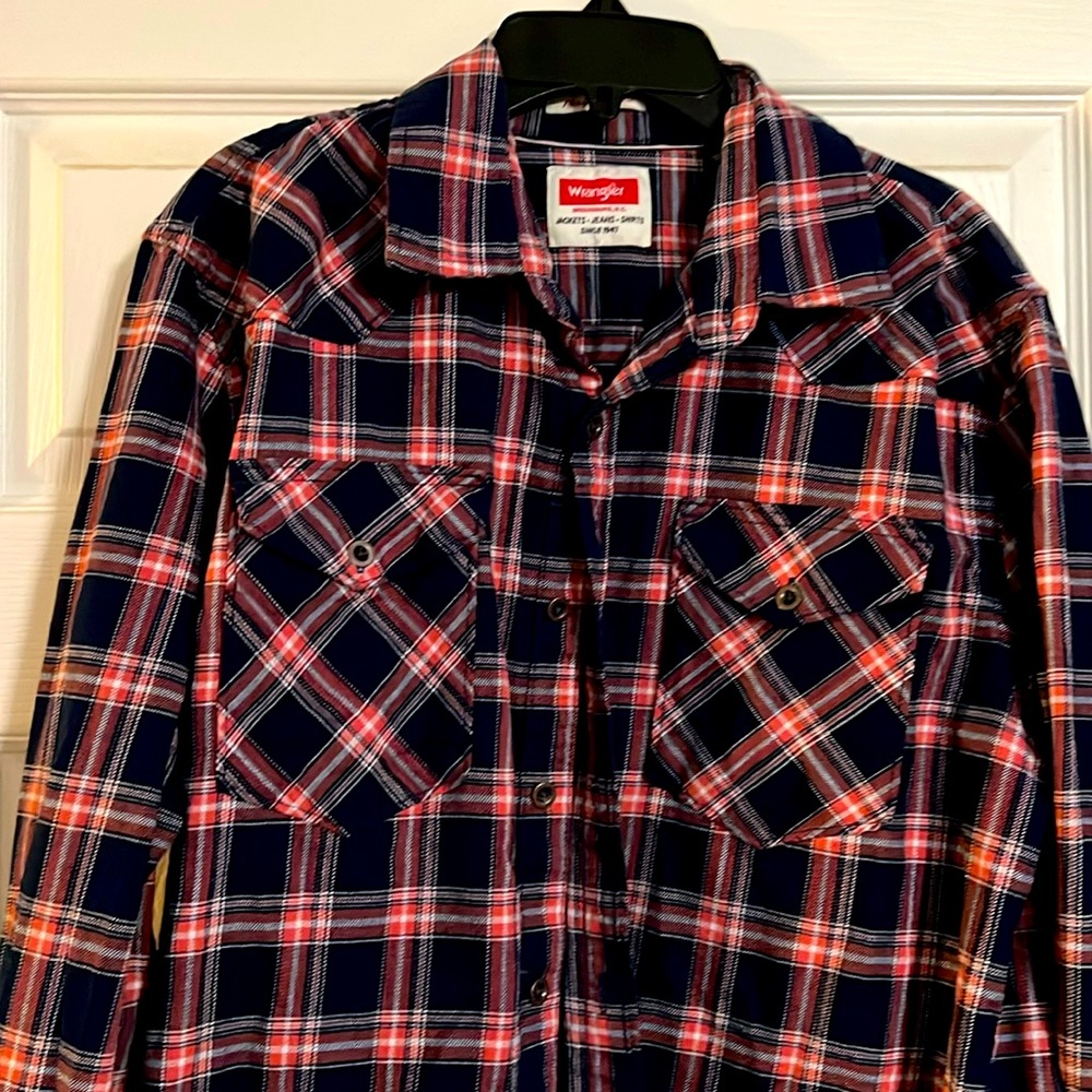 Wrangler shirt